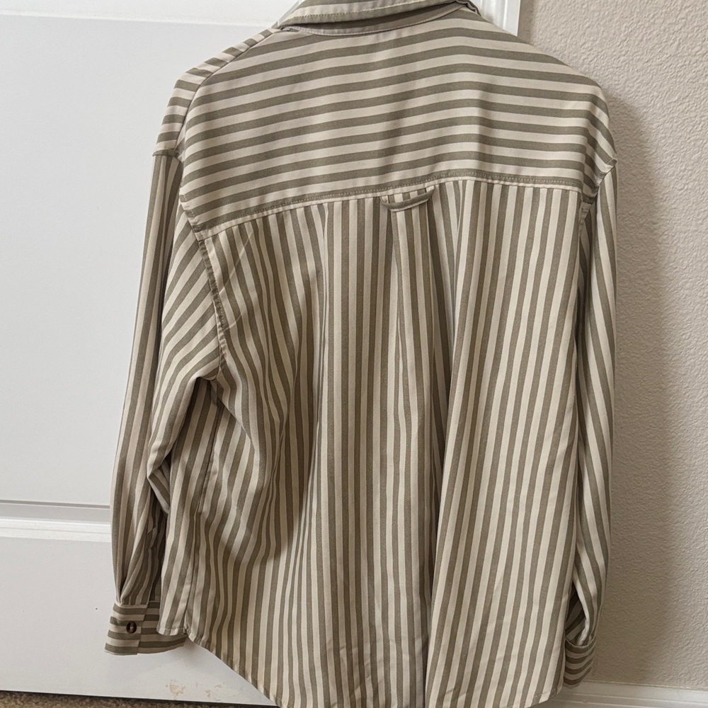 Source Unknown Taupe and Cream Striped Long-Sleeve Button-Down Shirt - Picture 4 of 4